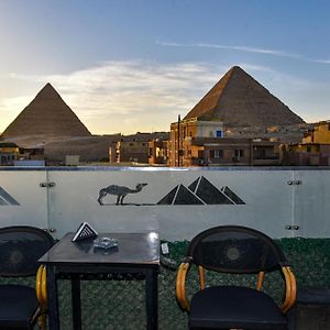 Pyramids View Inn