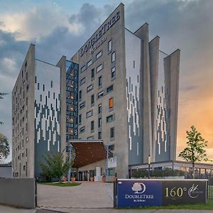 Doubletree By Hilton Lyon Eurexpo & Spa